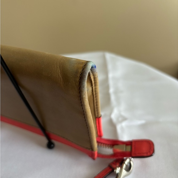 Coach wristlet used good condition - Picture 9 of 17